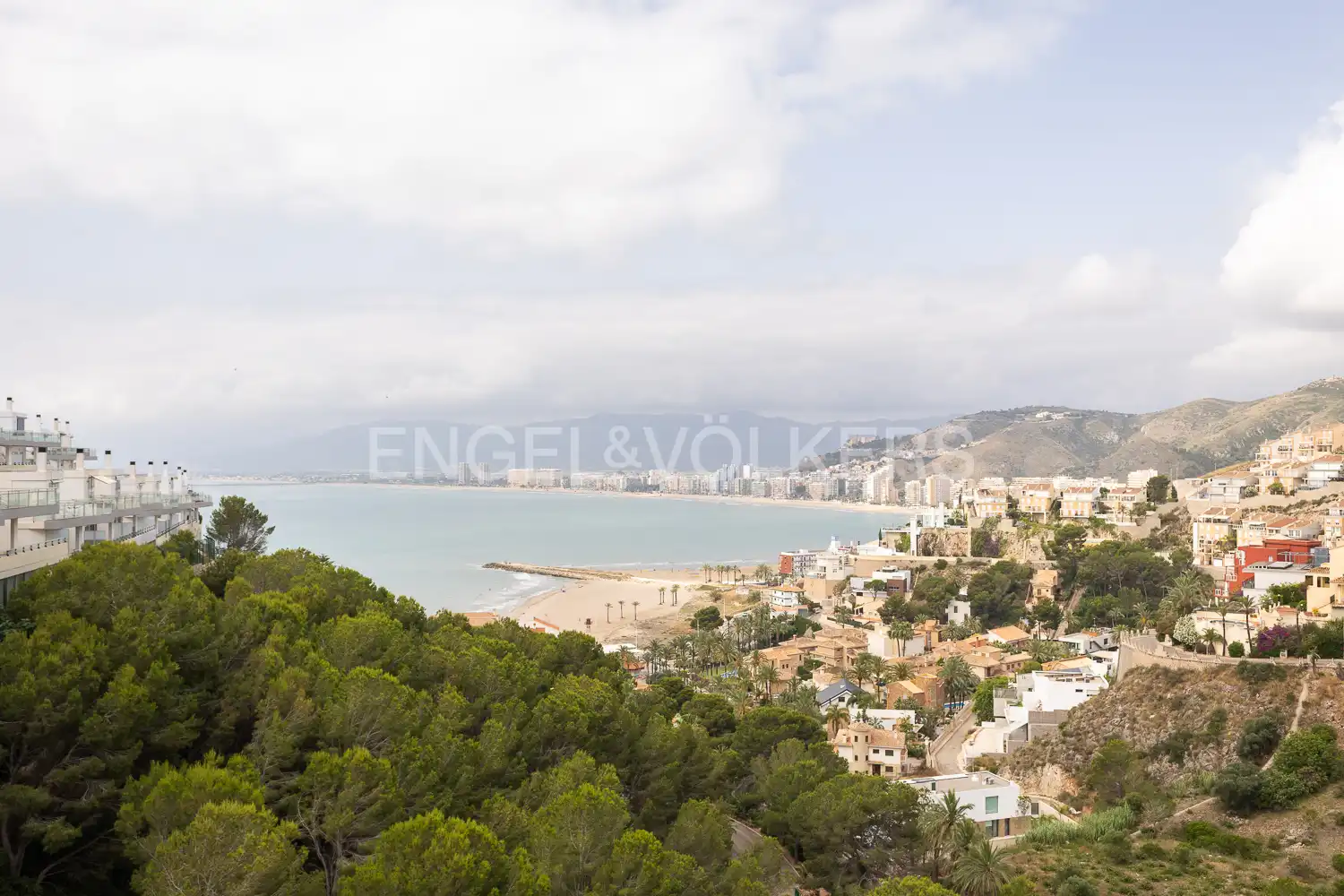 Adossat amb terrassa en venda a El Faro, imagen 3