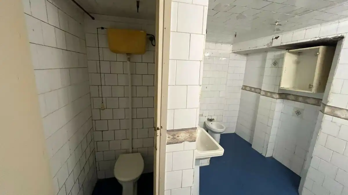 Flat for sale in PORTUGAL, 4, Lora del Río
