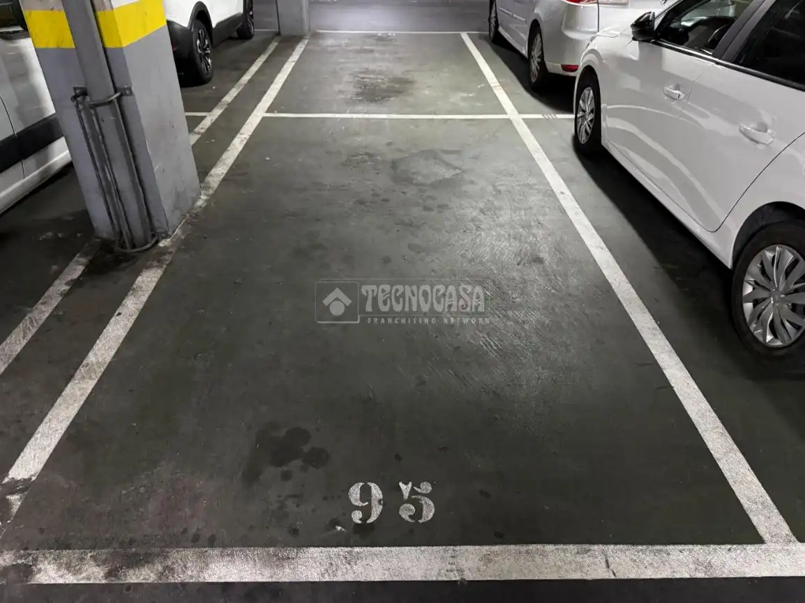 Parkplatz von Wohnung zum Verkauf in Guadalajara