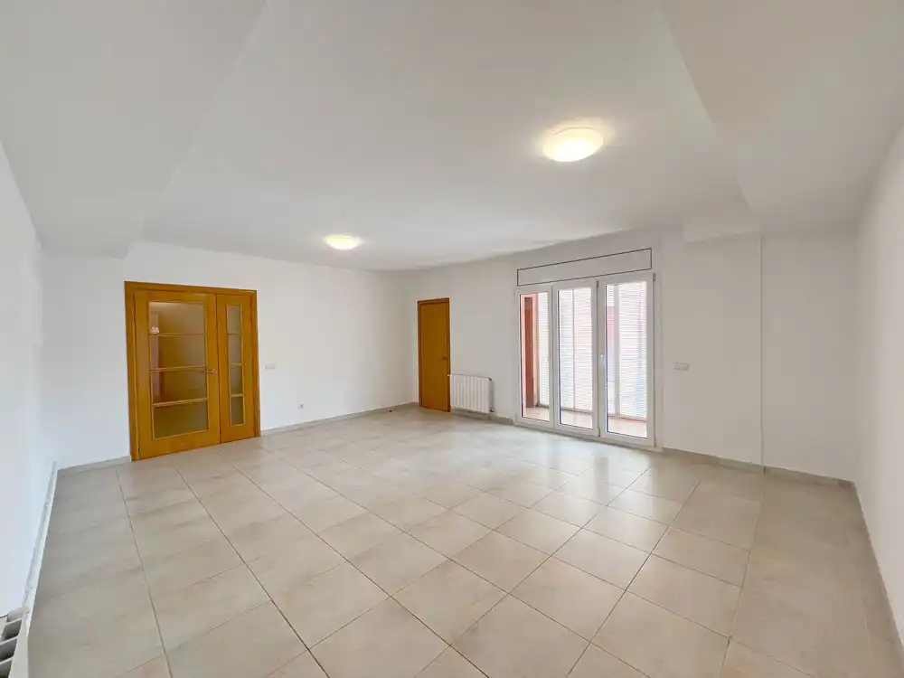 Living room of Flat for rent in L'Espluga de Francolí  with Heating, Terrace and Balcony