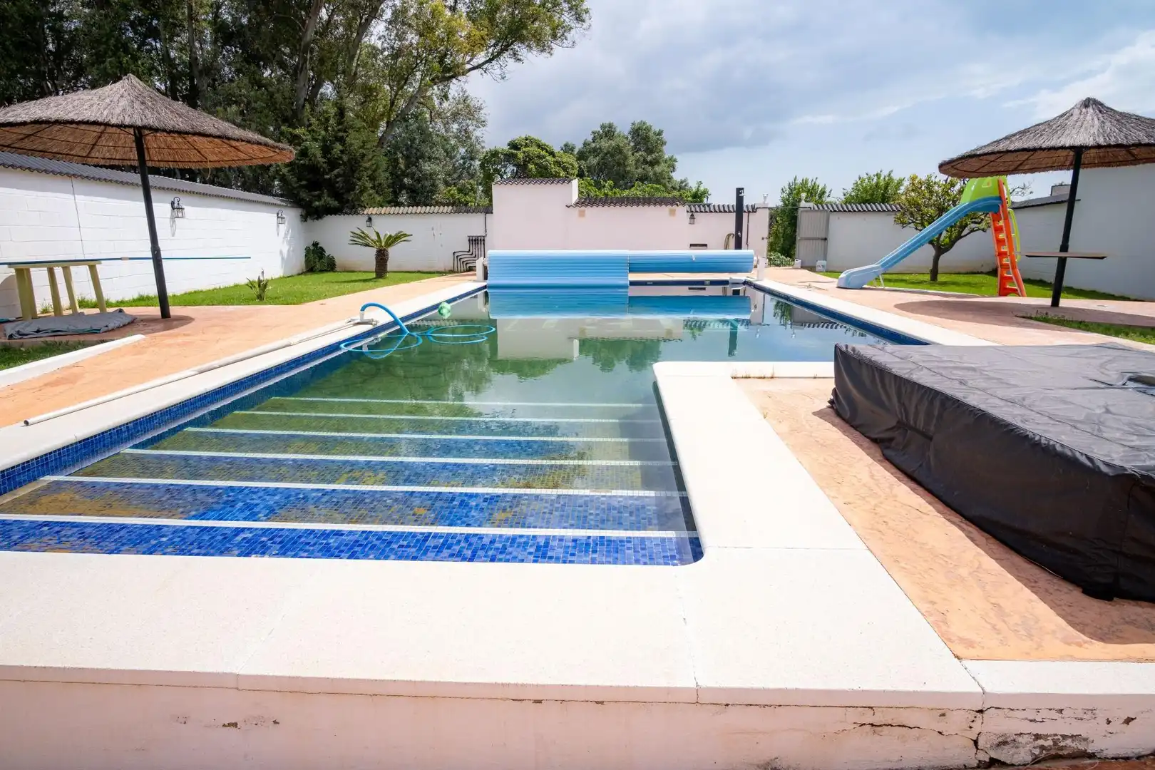 Villa con piscina in vendita a Las Lagunas - Campano, imagen 8