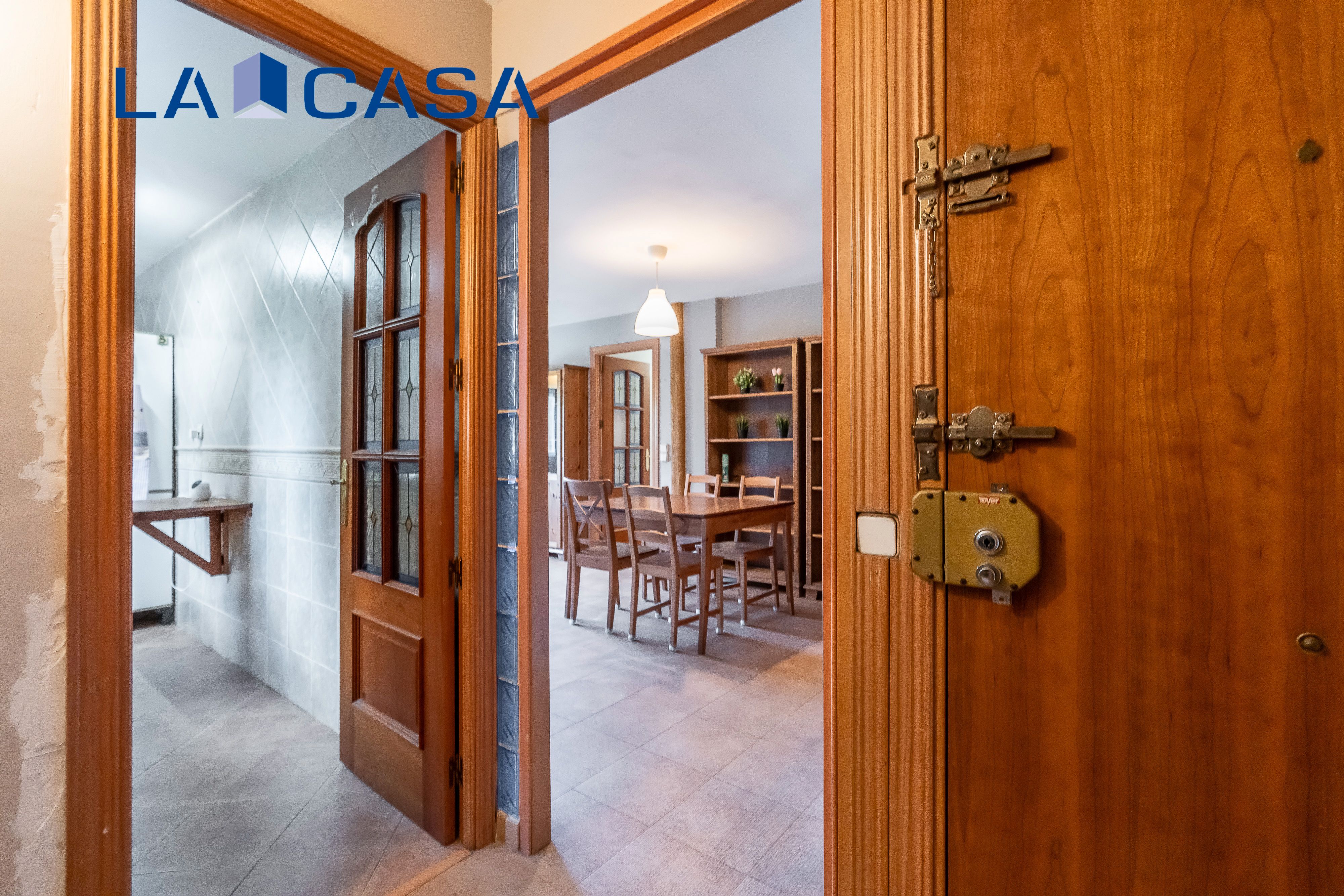 Flat for sale in  Madrid Capital  with Heating
