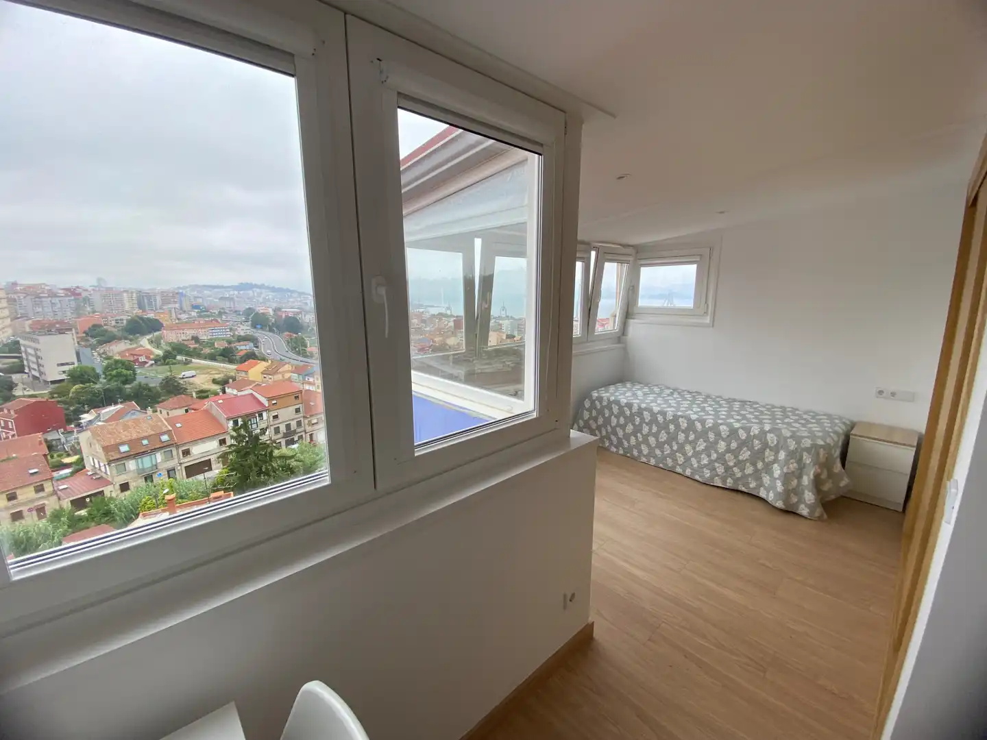 Bedroom of Flat for sale in Vigo   with Heating, Storage room and Furnished