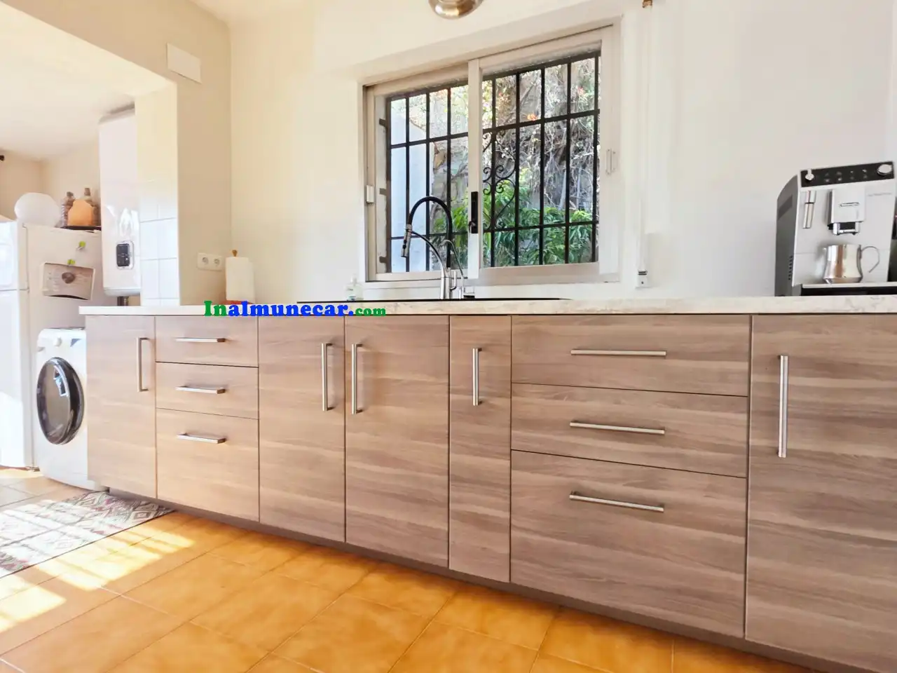 Kitchen of Houses for sale in Almuñécar  with Terrace