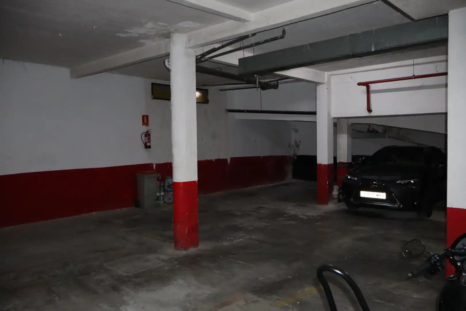 Aparcament de Local en venda en Madrid