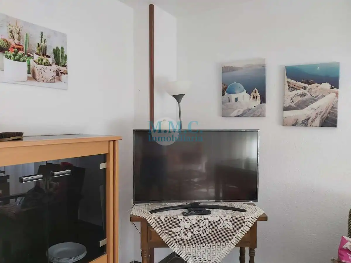 Wohnzimmer von Wohnung zur Miete in Roquetas de Mar mit Klimaanlage, Terrasse und Möbliert