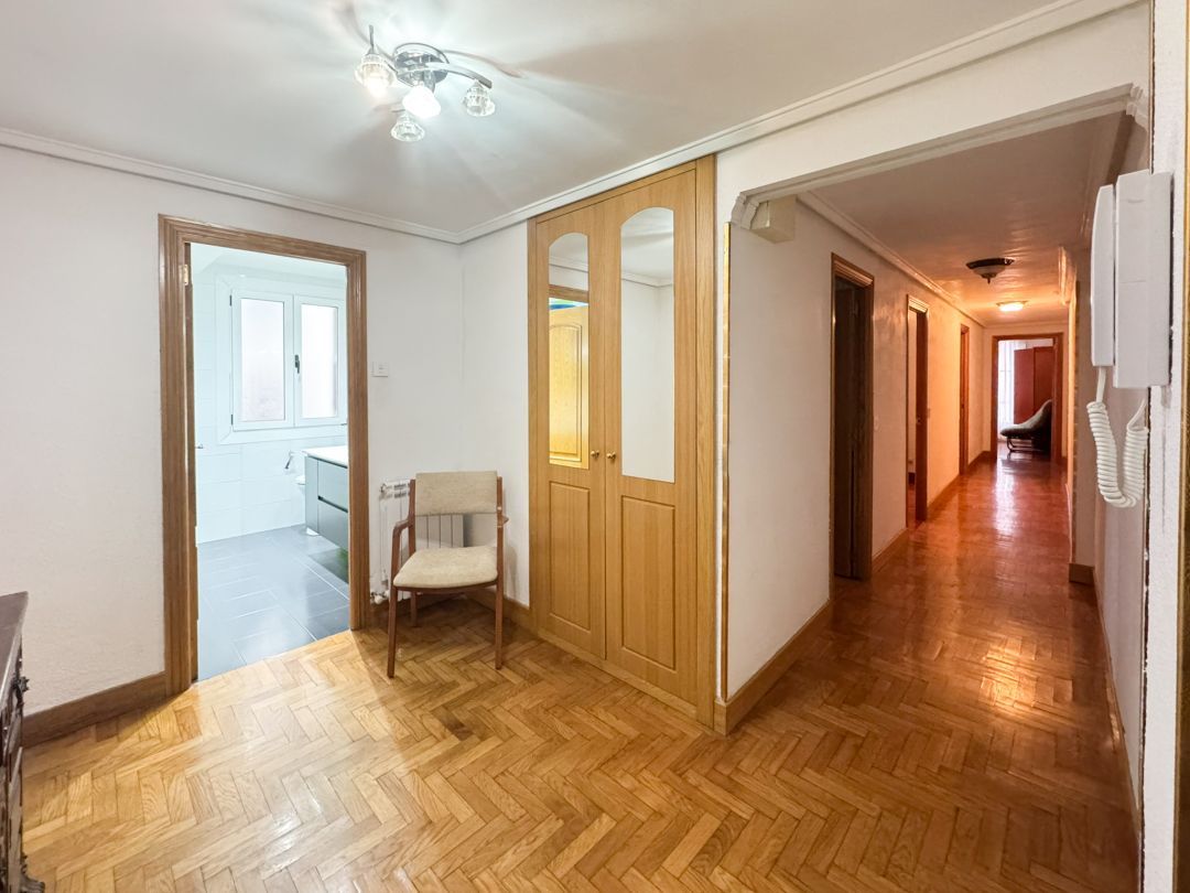 Flat for sale in Urretxu  with Heating, Storage room and Furnished