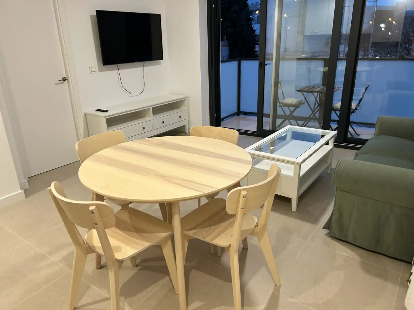 Flat for rent in Calle Lopéz de Neira, Campus de la Salud