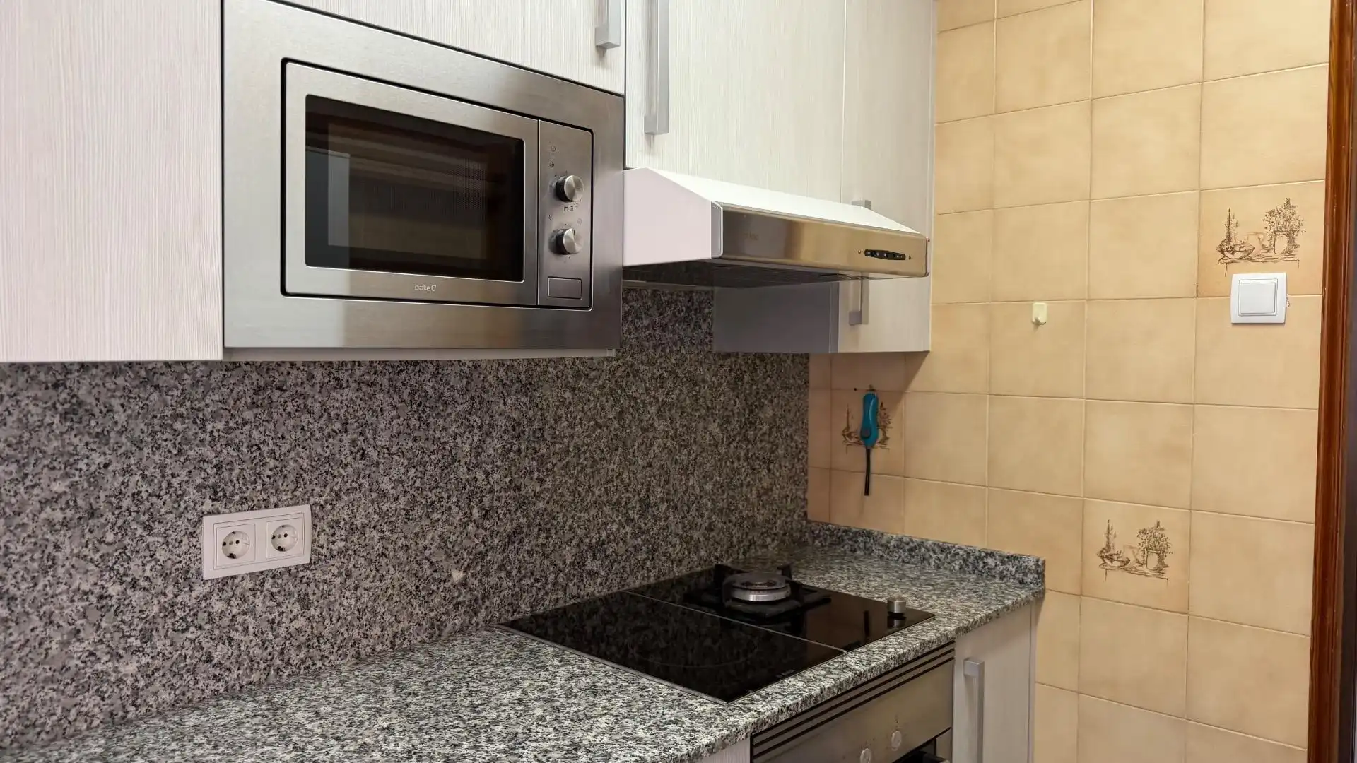 Kitchen of Ground floor for sale in Mataró  with Air Conditioner and Heating
