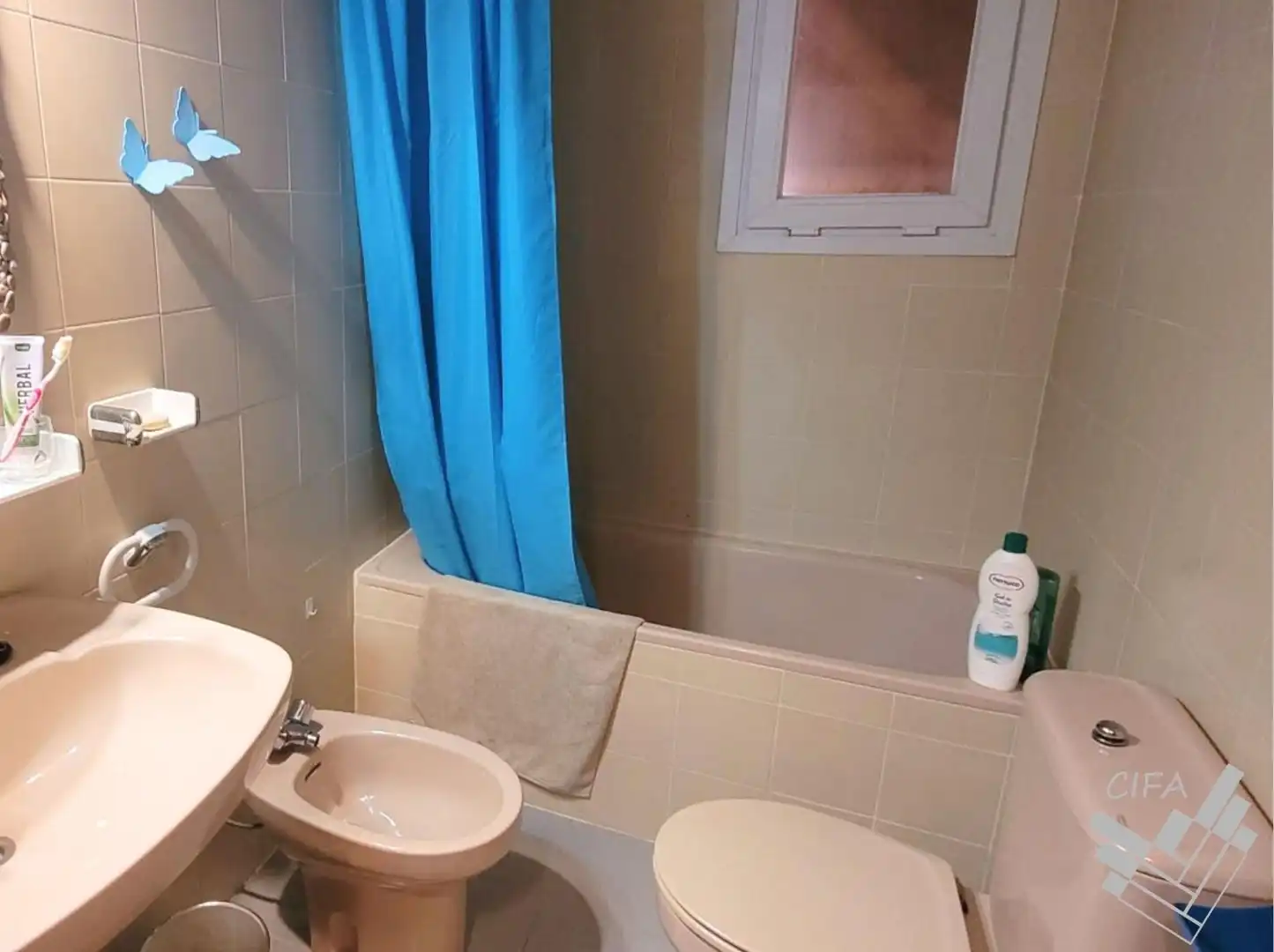 Bany de Apartament en venda en Vinaròs amb Jardí privat, Terrassa i Moblat