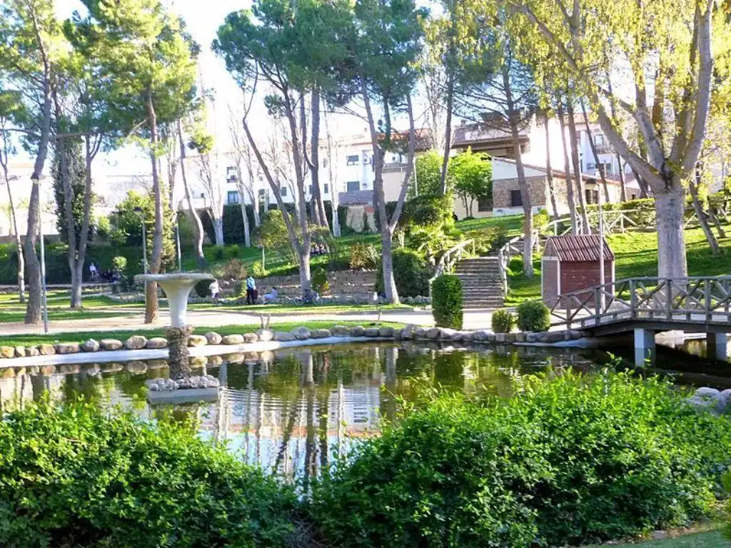 Jardí de Casa o xalet en venda en Noblejas amb Jardí privat