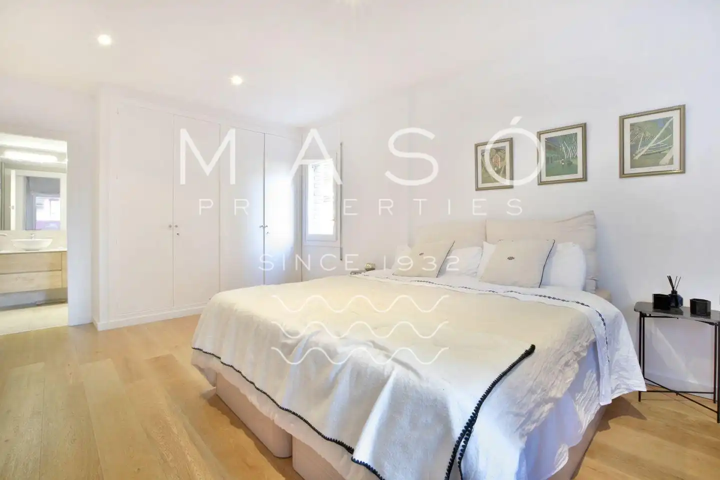 Dormitori de Apartament en venda en Barcelona amb Aire condicionat, Calefacció i Parquet