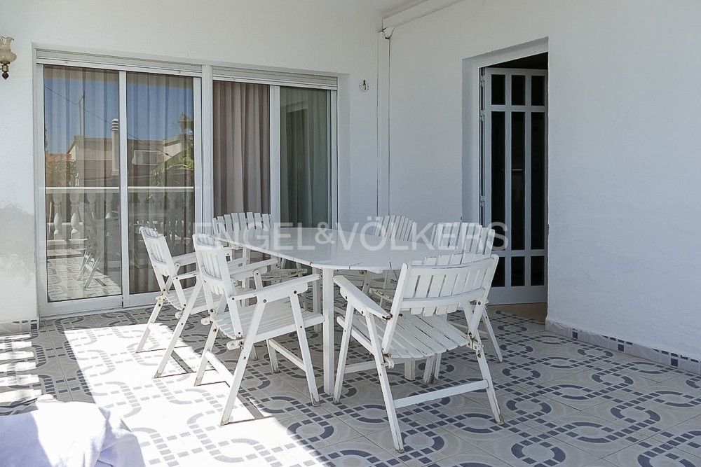 Terrassa de Casa o xalet en venda en Alcanar amb Aire condicionat, Calefacció i Jardí privat