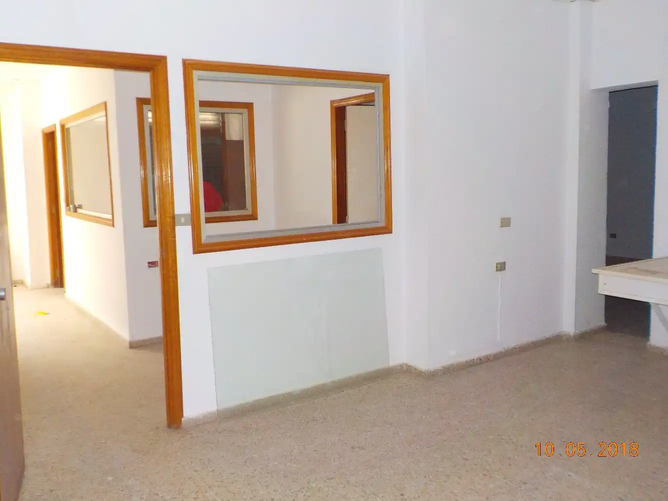 Local comercial en venda a La Salud - La Salle