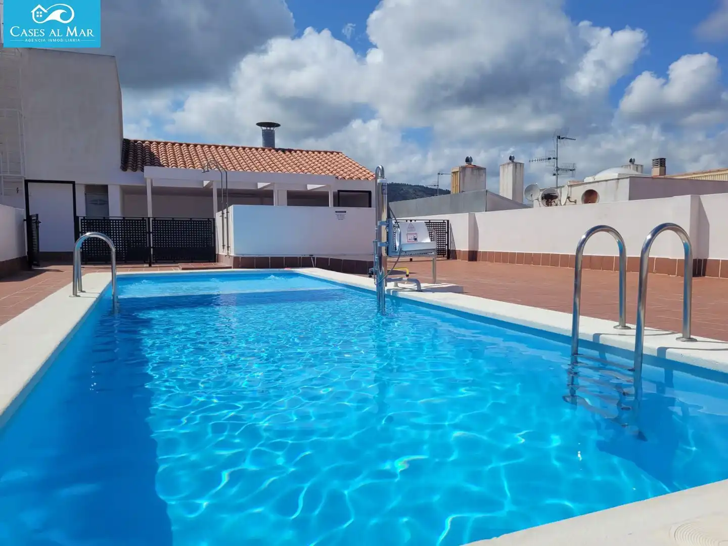 Apartament amb piscina en venda a De la estacion 37, imagen 2
