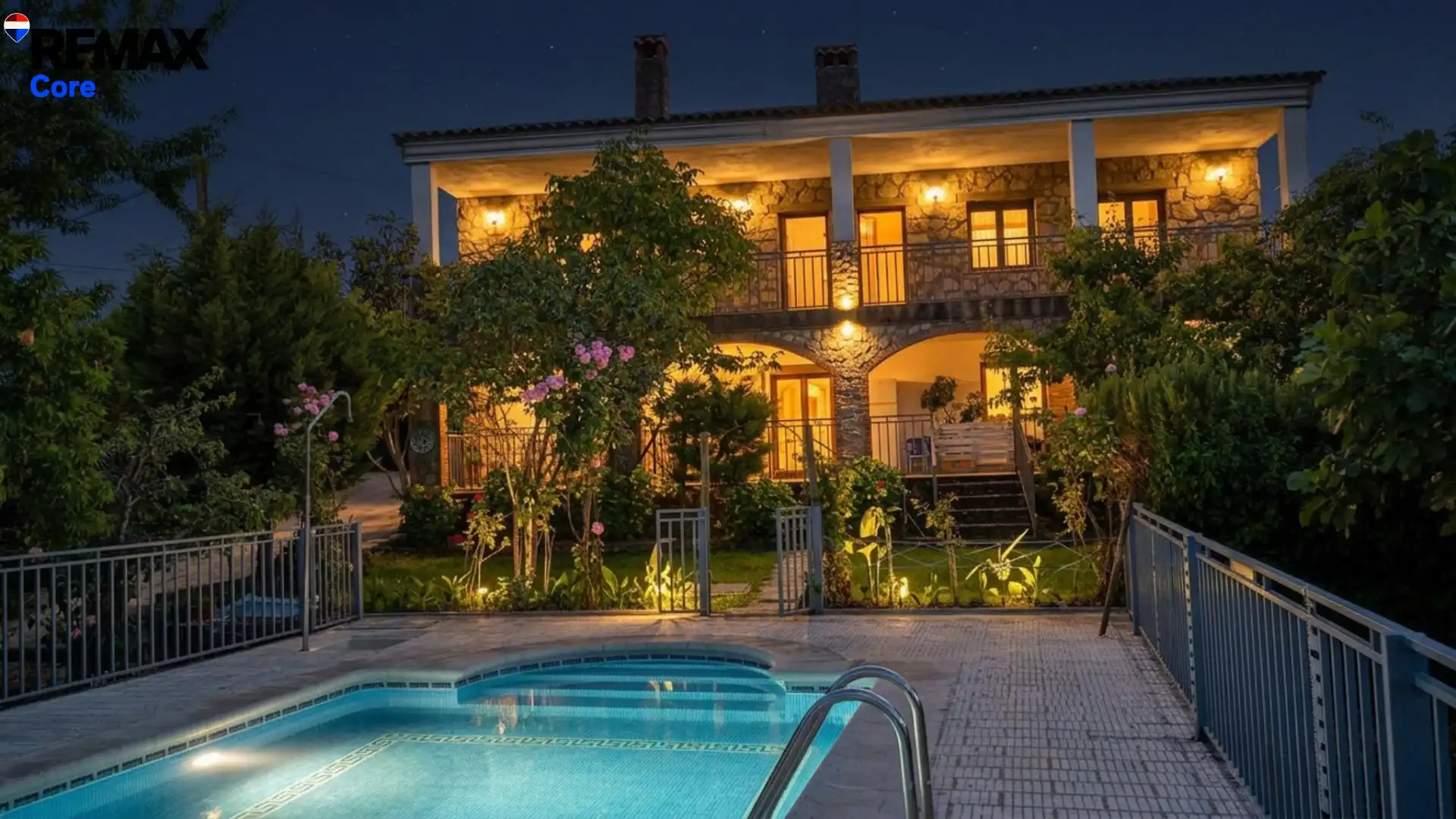 House with terrace for sale in Valencia de Alcántara