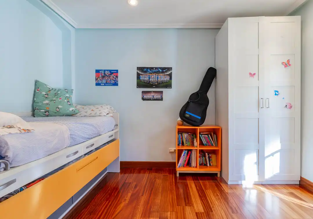Habitación de Piso en venta en Donostia - San Sebastián  con Calefacción y Trastero