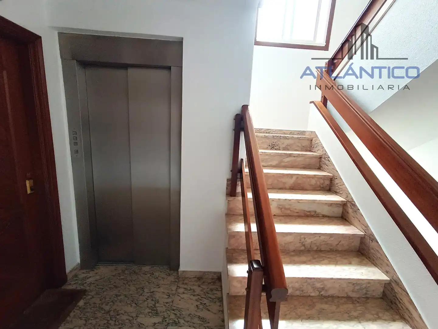 Apartamento en venta en A Coruña Capital  con Parquet, Trastero y Amueblado