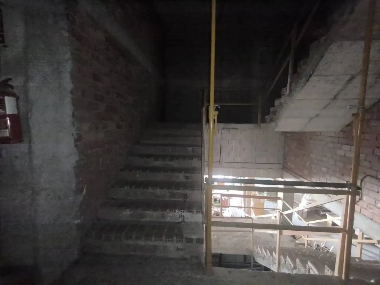 Gebäude zur Miete in Moclín
