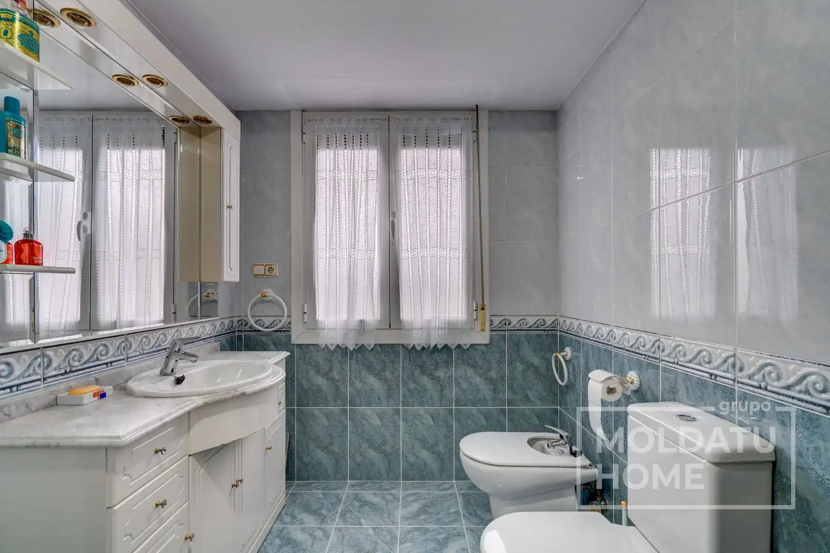 Baño de Piso en venta en Irun  con Calefacción y Trastero