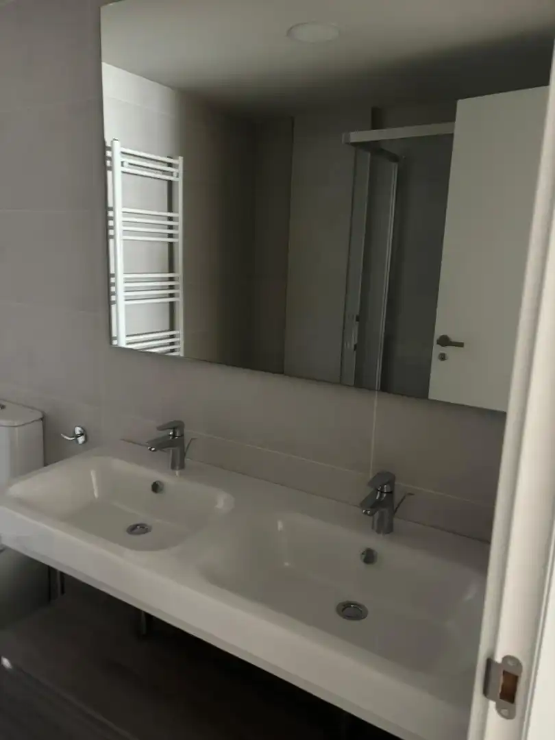 Bathroom of Attic for rent in Córdoba  with Air Conditioner, Heating and Private garden