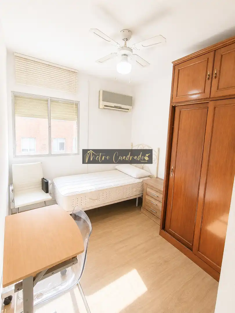 Schlafzimmer von Wohnung zur Miete in Mérida mit Klimaanlage, Möbliert und Balkon