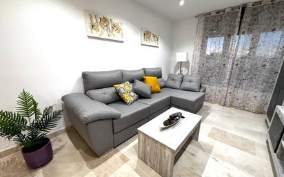 Living room of Flat for sale in  Cádiz Capital  with Air Conditioner