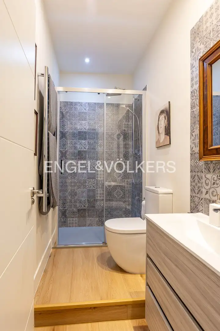 Baño de Piso en venta en Madrid con Aire acondicionado, Calefacción y Balcón