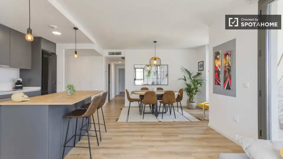 Comedor de Piso de alquiler en Valencia con Aire acondicionado, Calefacción y Amueblado