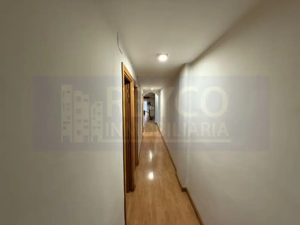 Flat with lift for sale in Calle Marques De Murrieta, imagen 7