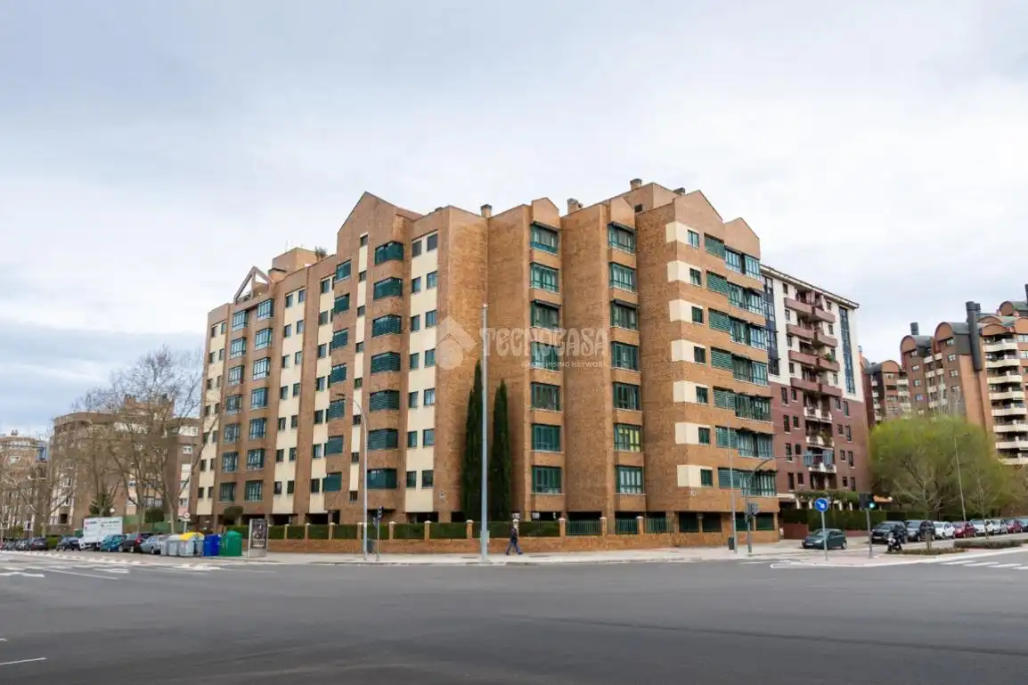 Exterior view of Flat for rent in Valladolid  with Heating and Community pool