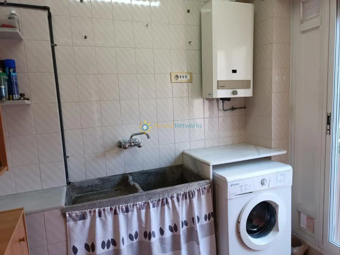Cocina de Casa adosada en venta en Oliva con Calefacción, Terraza y Trastero