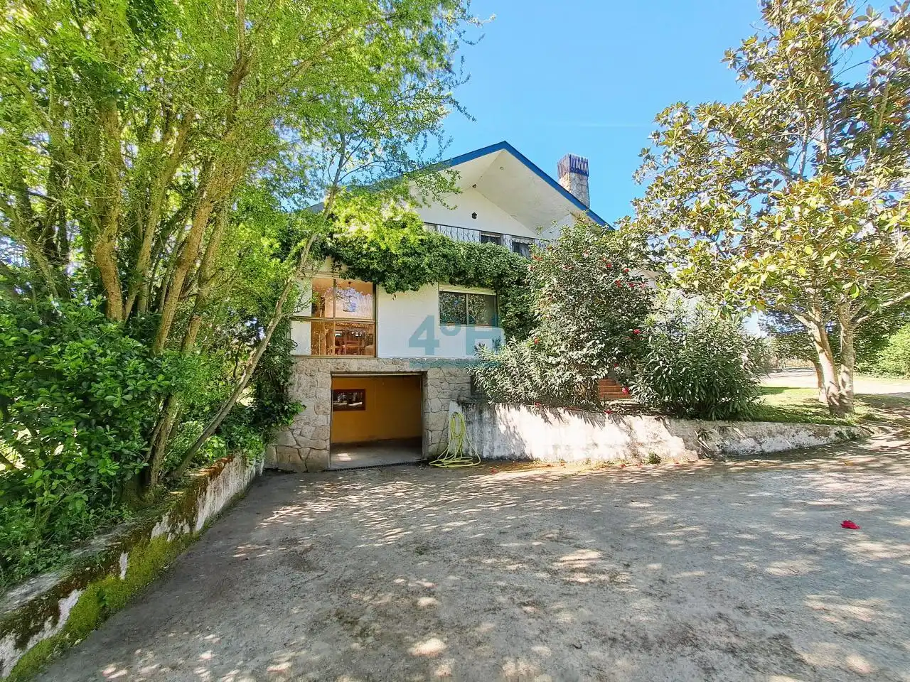Vista exterior de Casa o chalet en venta en San Cibrao das Viñas con Calefacción, Jardín privado y Terraza