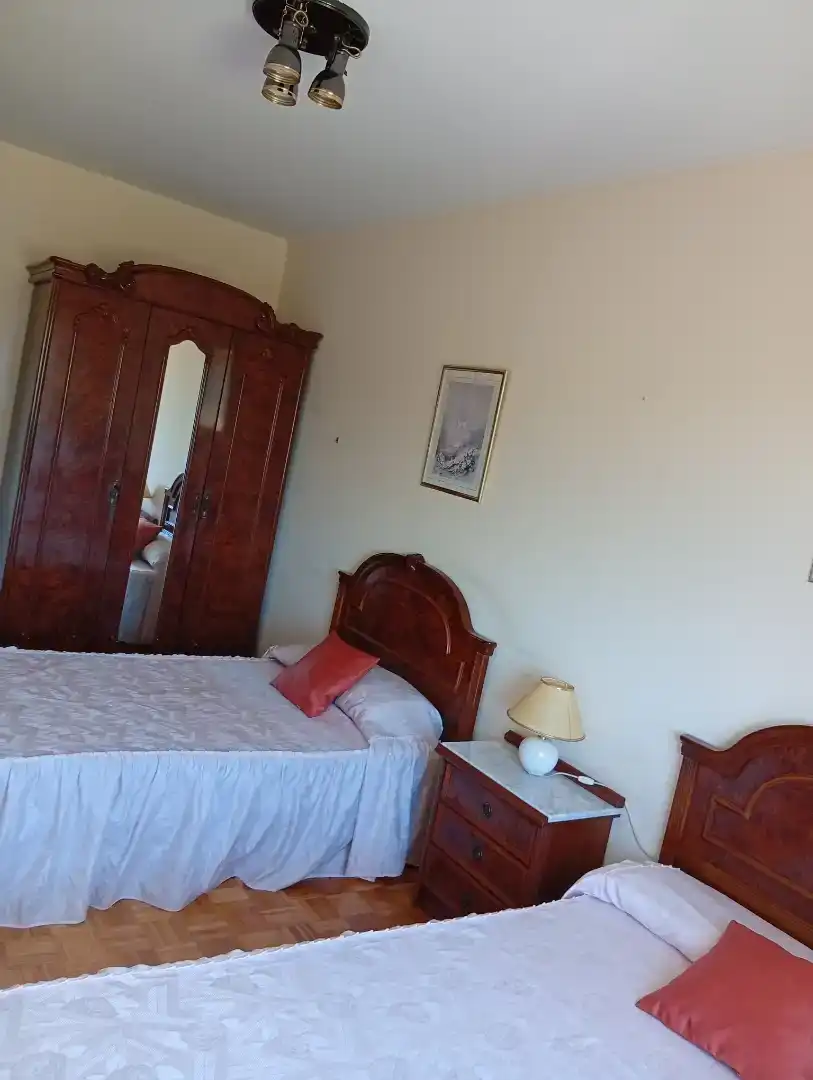 Habitación de Piso en venta en Lugo con Parquet, Trastero y Amueblado