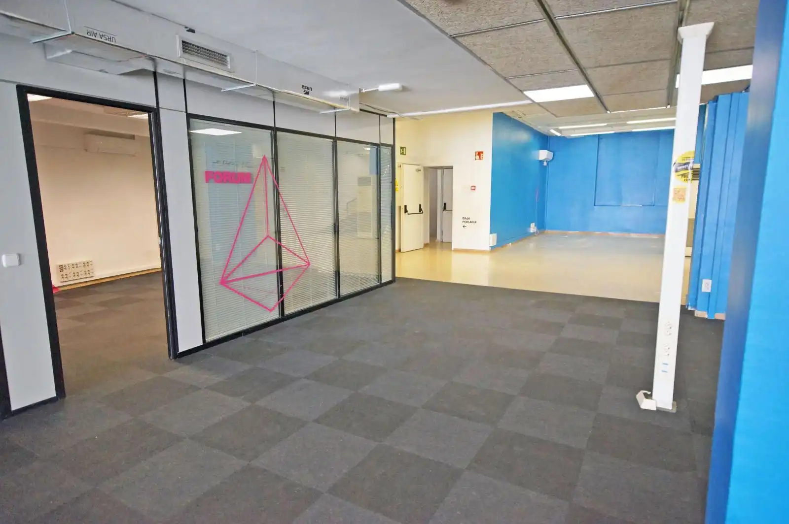 Business premises for sale in Calle Pallars 73, imagen 43