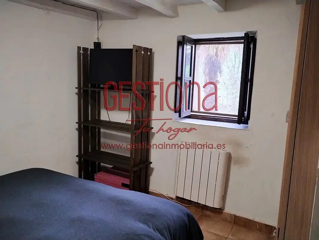 Habitación de Finca rústica en venta en Villafufre con Calefacción, Jardín privado y Balcón