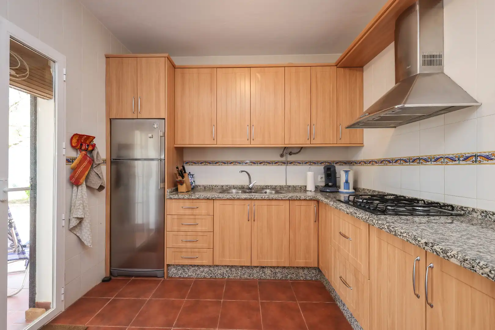 Kitchen of Houses for sale in Tolox  with Air Conditioner, Private garden and Swimming Pool