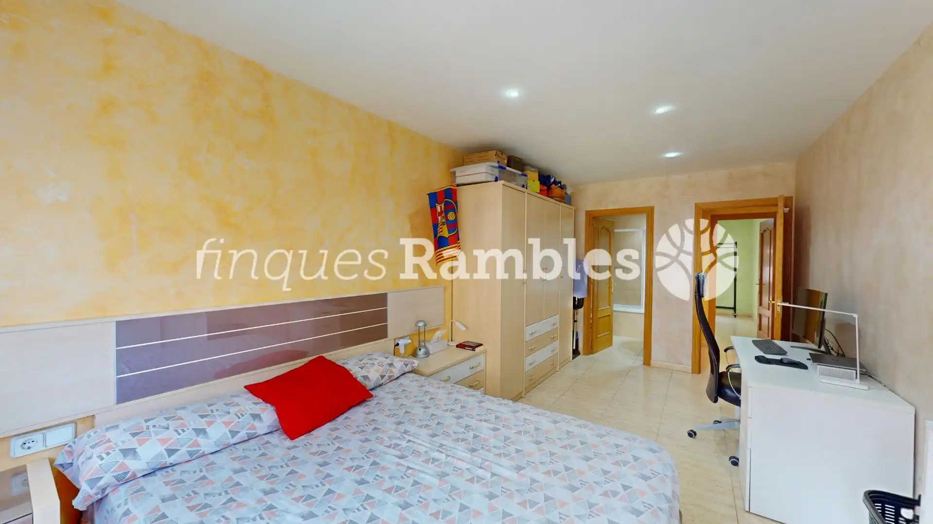 Habitación de Piso en venta en Vilanova del Camí con Calefacción, Terraza y Balcón