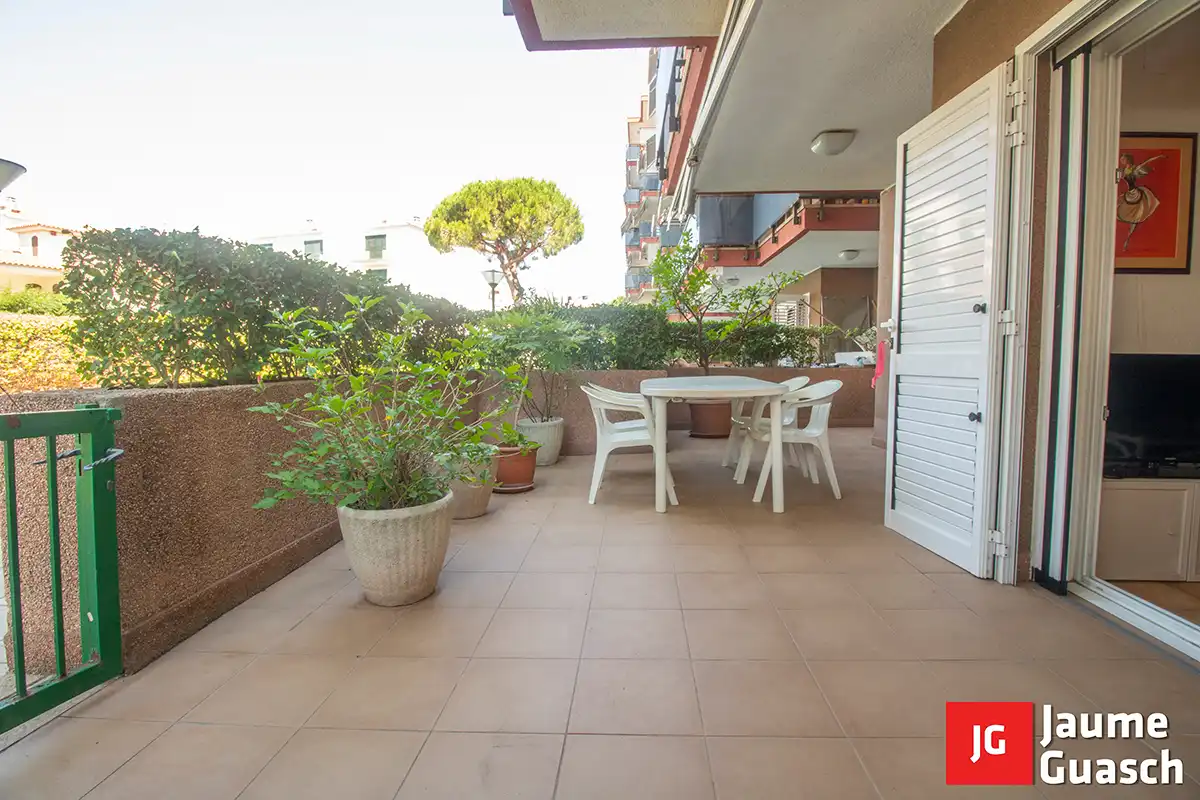 Terrasse von Erdgeschoss zum Verkauf in Torredembarra mit Klimaanlage, Heizung und Terrasse