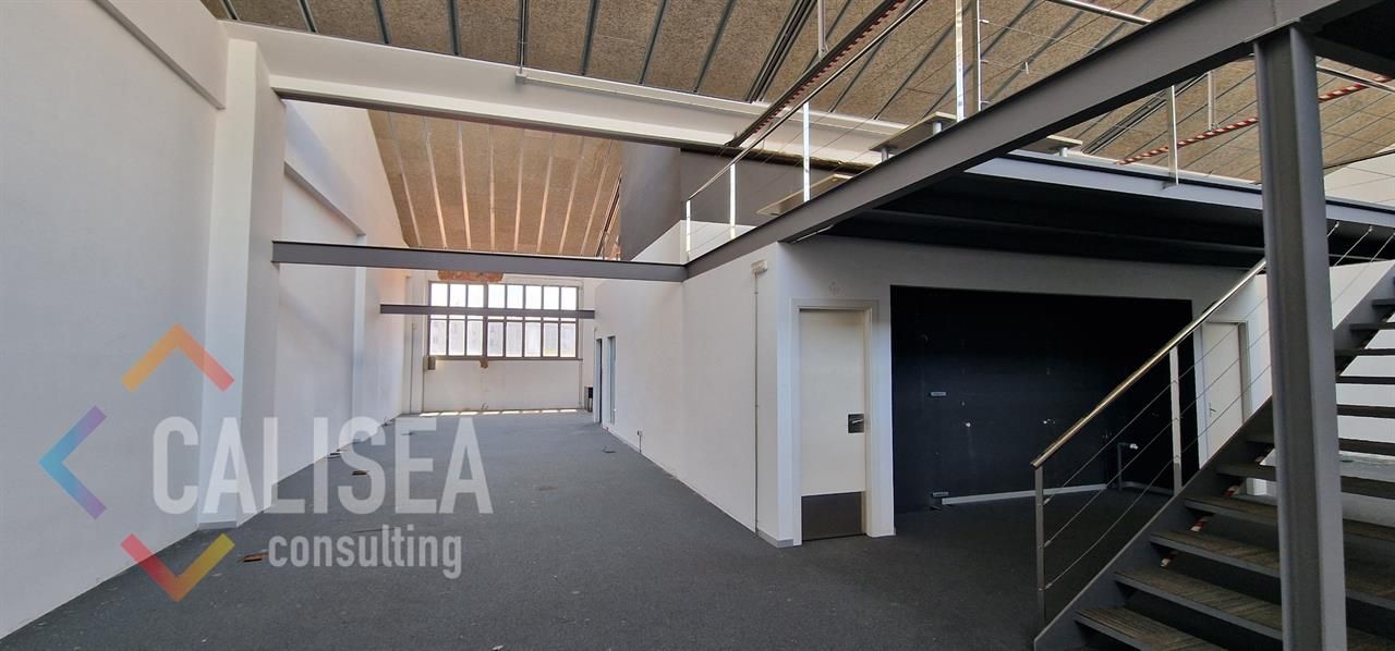 Industrial buildings to rent in Togores