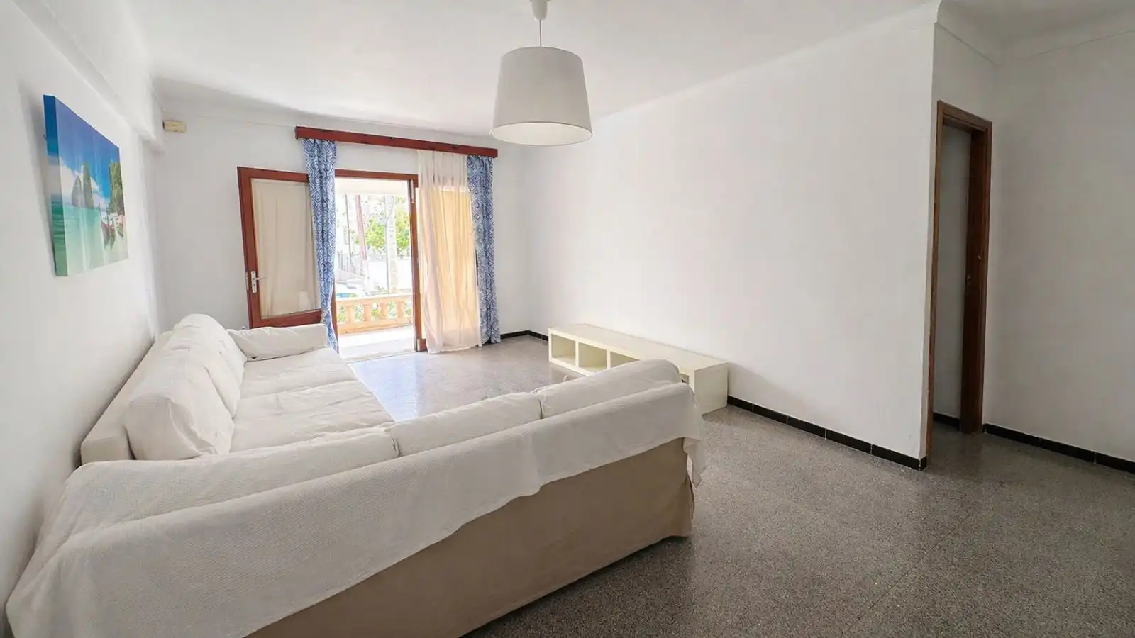 Sala d'estar de Casa adosada en venda en Ses Salines amb Calefacció, Terrassa i Balcó