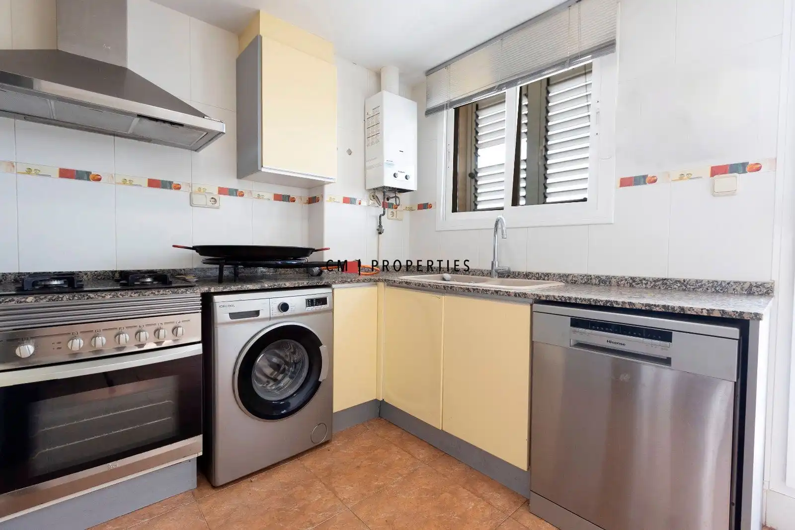 Attic for rent in Salines, de Les, Corinto - Almarda