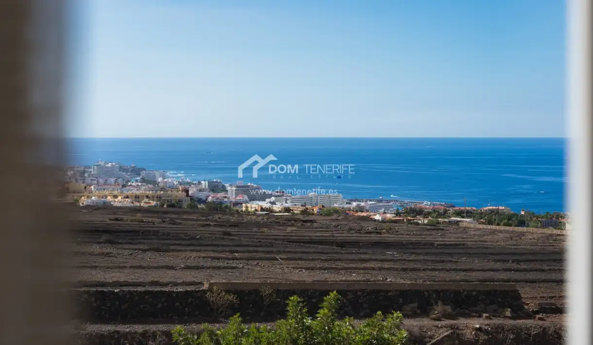 Vista exterior de Casa o chalet de alquiler en Adeje con Terraza, Amueblado y Horno
