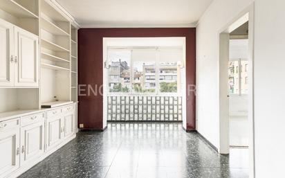 Bedroom of Apartment for sale in  Barcelona Capital  with Balcony