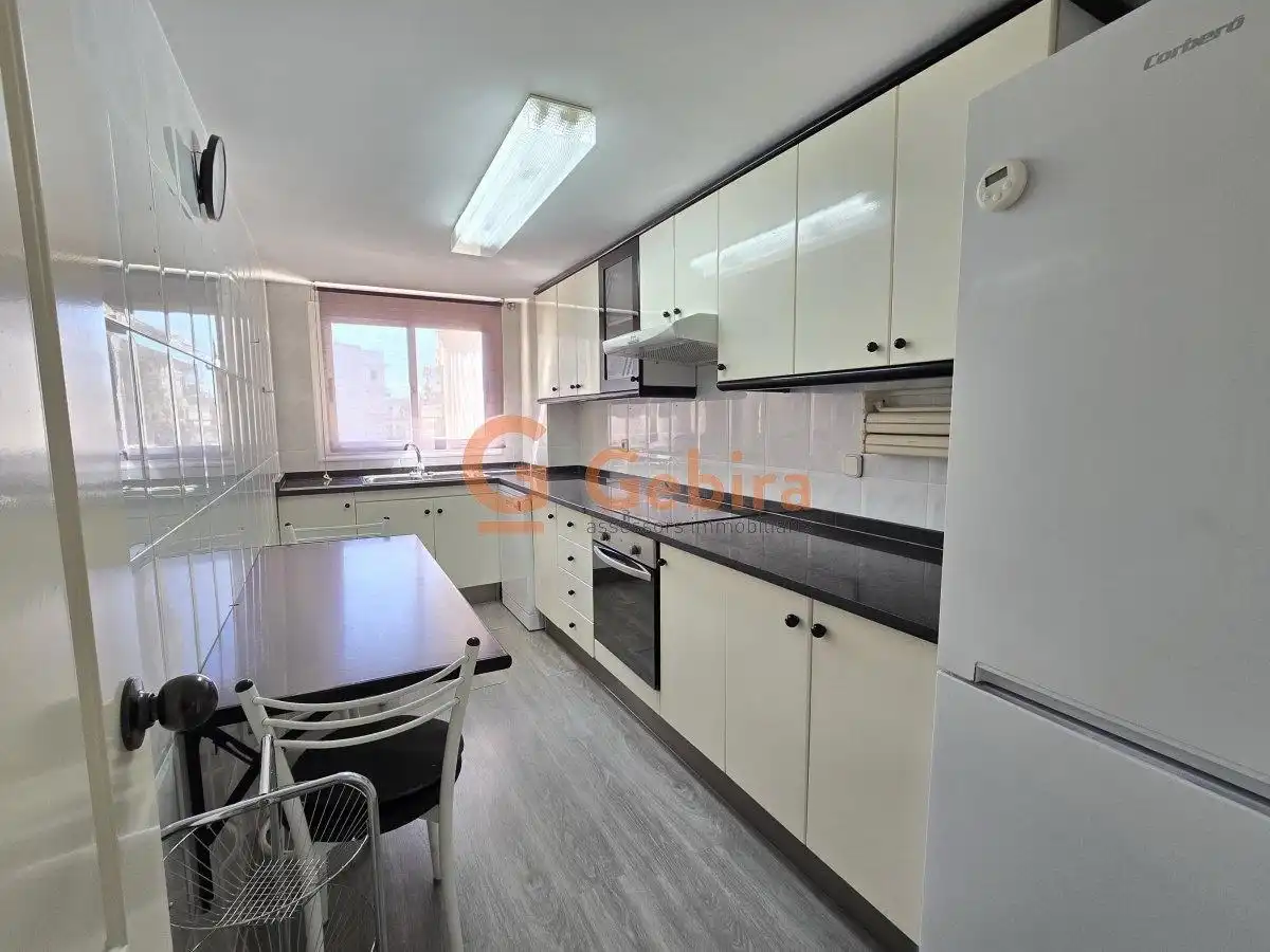 Kitchen of Flat for sale in Cunit  with Terrace and Community pool