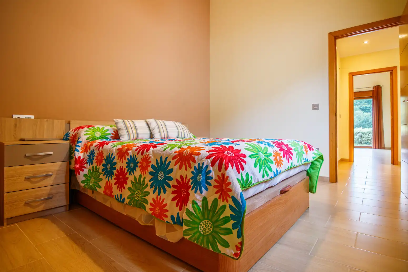 Dormitori de Casa o xalet en venda en Ribadesella amb Calefacció, Jardí privat i Terrassa