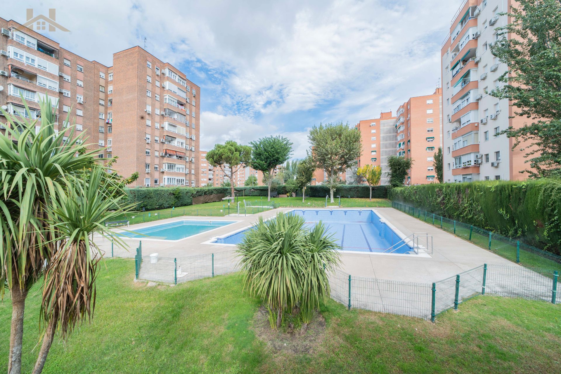 Piscina de Pis en venda en Fuenlabrada amb Aire condicionat, Calefacció i Moblat
