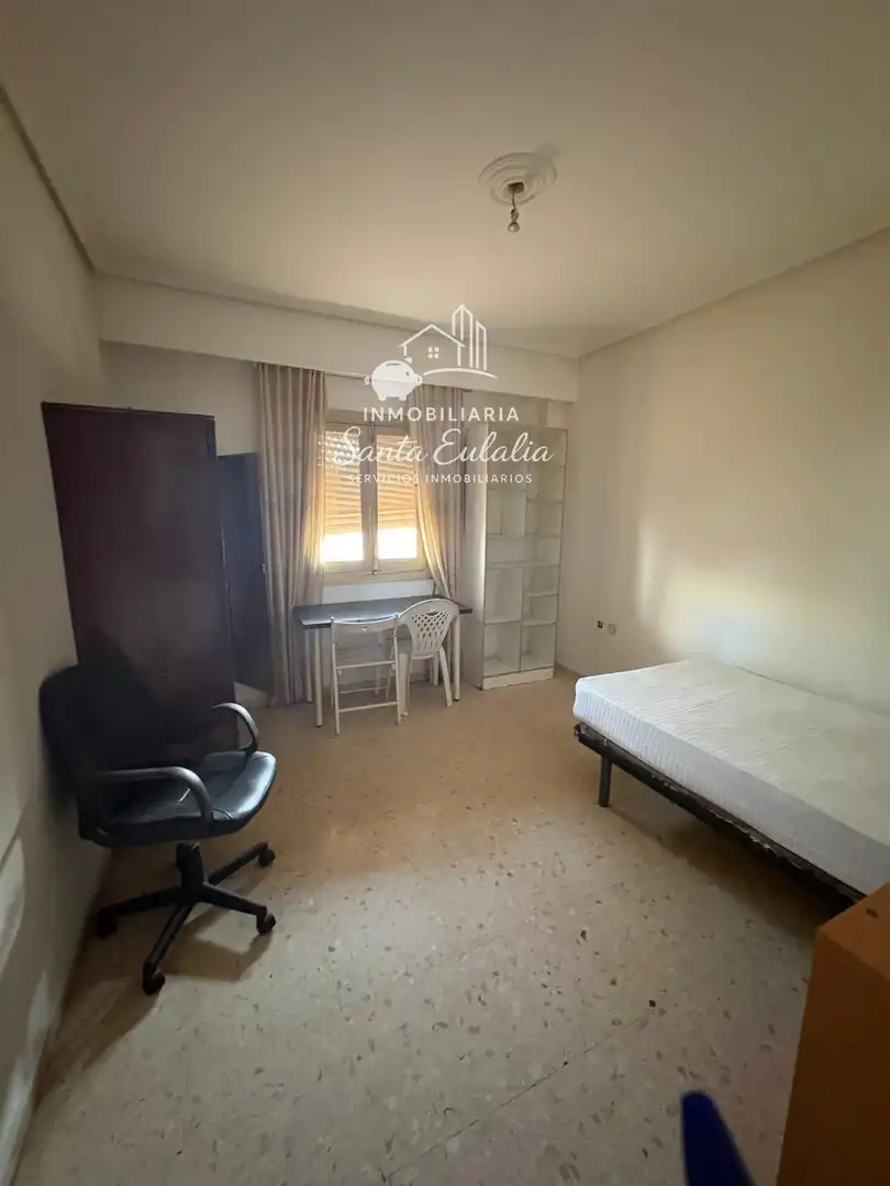 Schlafzimmer von Wohnung zum Verkauf in Mérida mit Klimaanlage und Terrasse