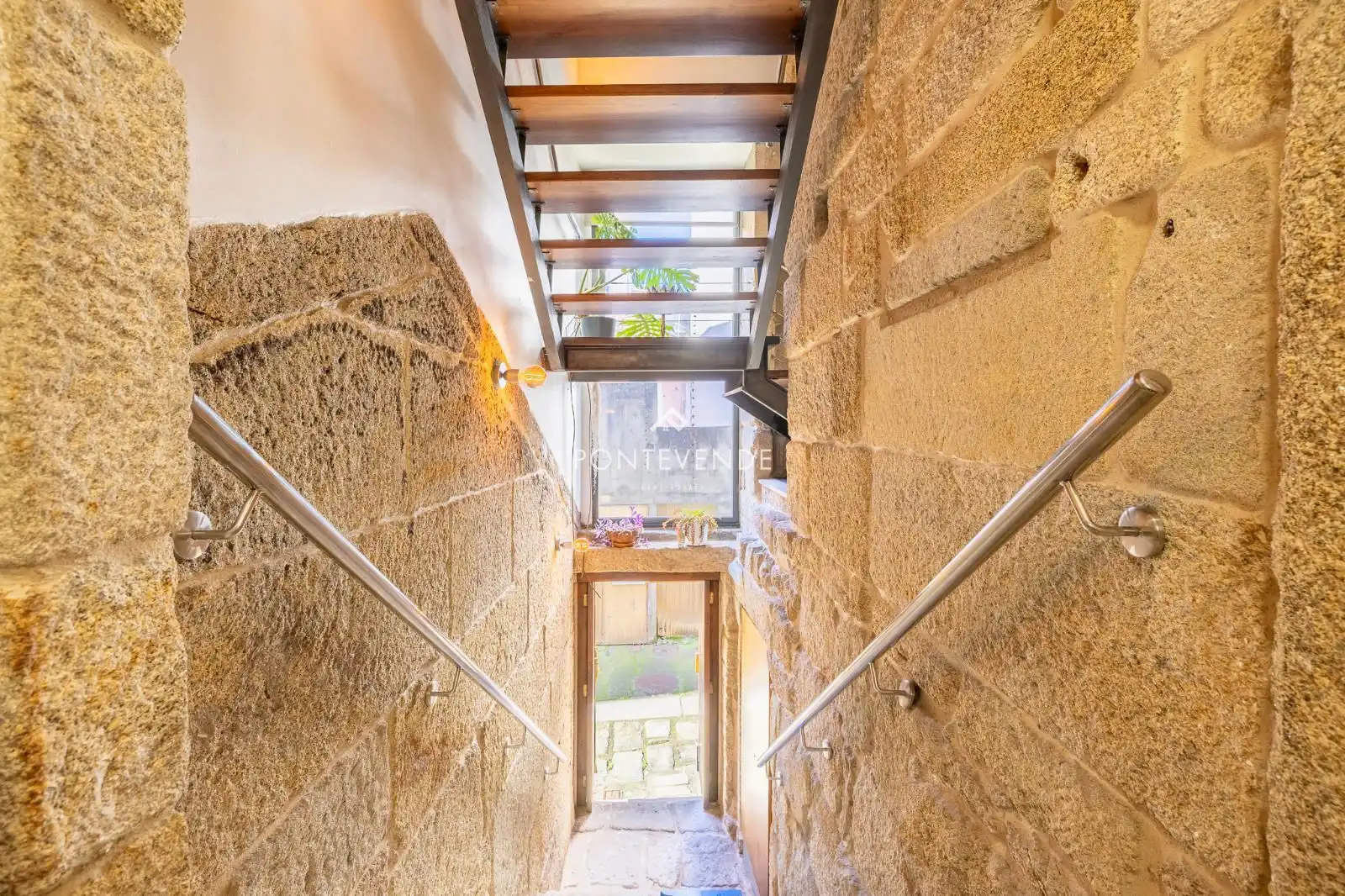 Casa adosada en venta en Cangas pueblo