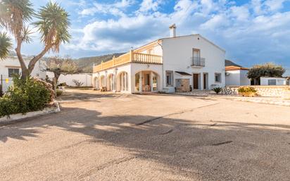 Vista exterior de Casa o xalet en venda en Dénia amb Aire condicionat, Calefacció i Jardí privat